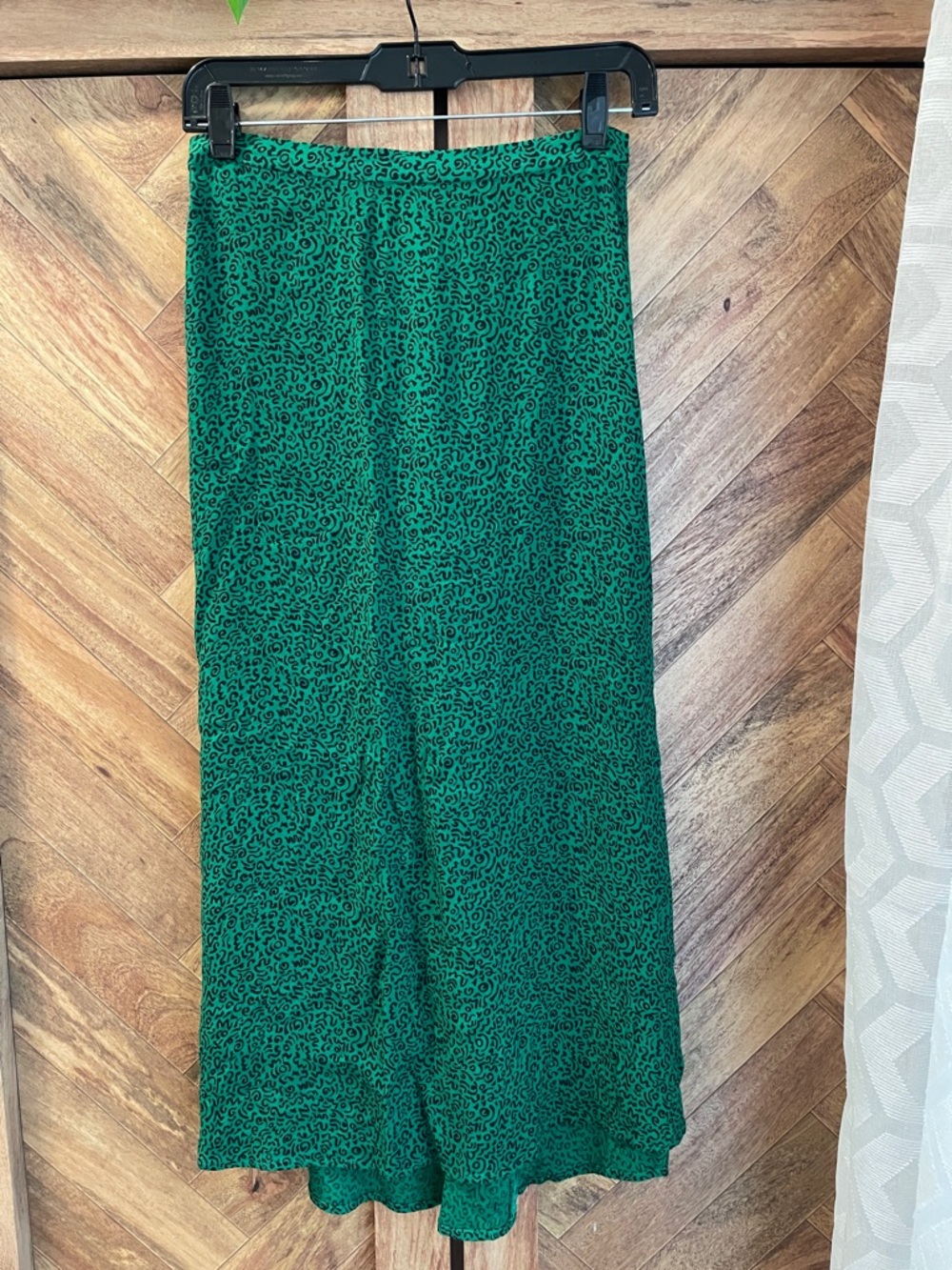 Reformation Green Viscose Midi Skirt with Black Print